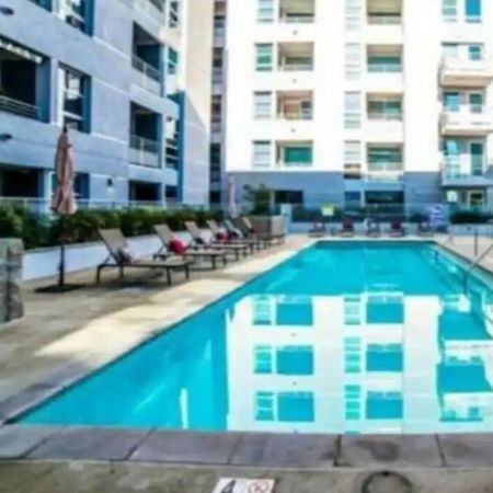 2Bedroom Downtown Los Angeles Pool And Gym Onsite. Exterior photo